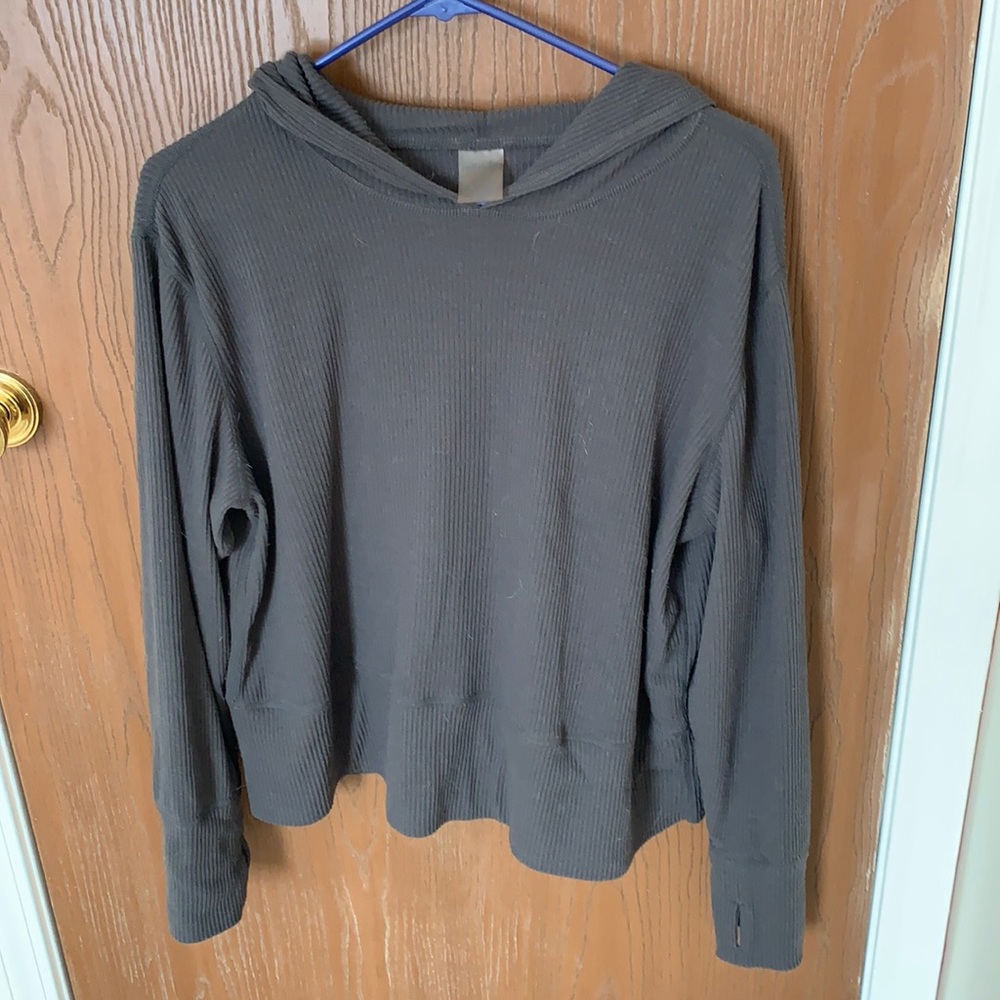 Pullover hoodie